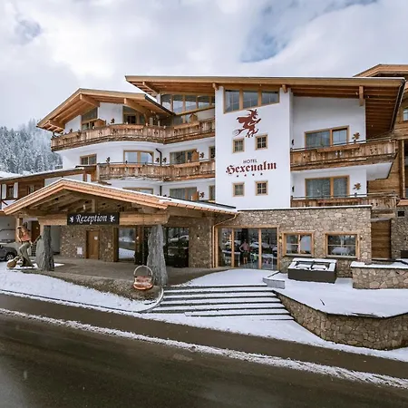 ホテル Restaurant Hexenalm 4*