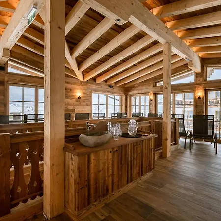 Restaurant Hexenalm 4* ゼル