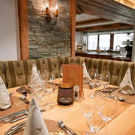 Restaurant Hexenalm ホテル 4*