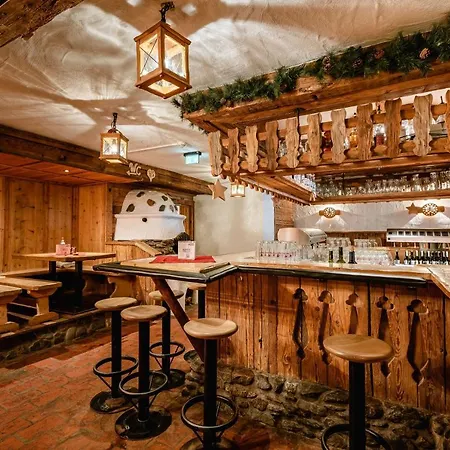 ホテル Restaurant Hexenalm 4*