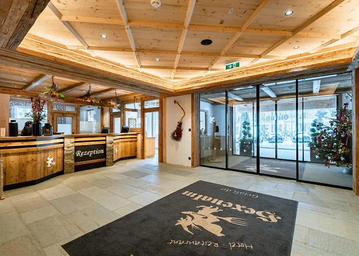 Restaurant Hexenalm Готель Зелль