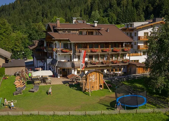 Hotel Restaurant Hexenalm 4*